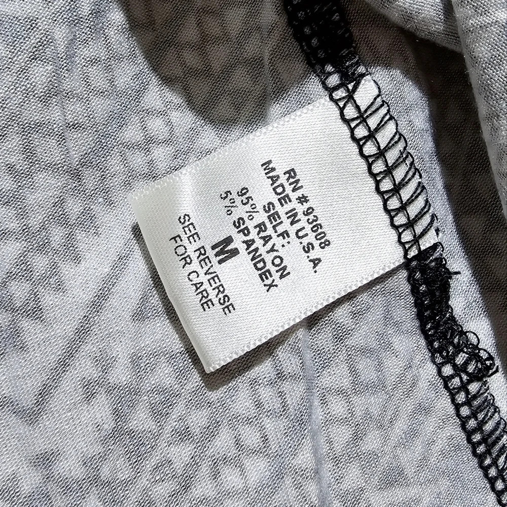 ✨️4/$20. NWT WILLOW & CLAY Sleeveless Aztec Print Open Back Blouse, M - Picture 8 of 12